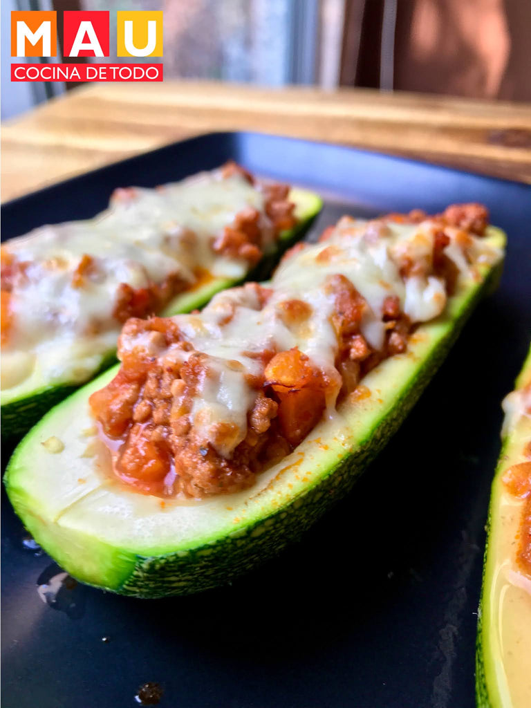 Calabacitas Rellenas de Salsa Boloñesa