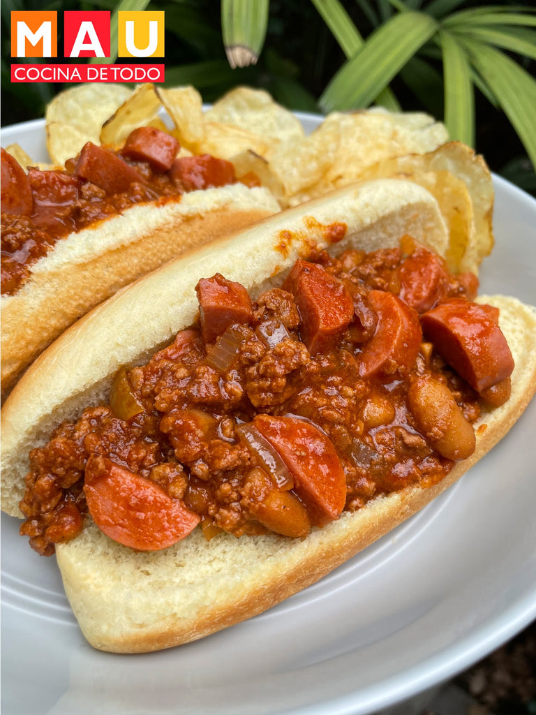 Chili Dogs Piñateros