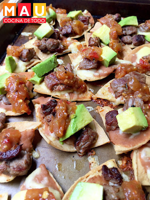 Nachos con Carne Asada