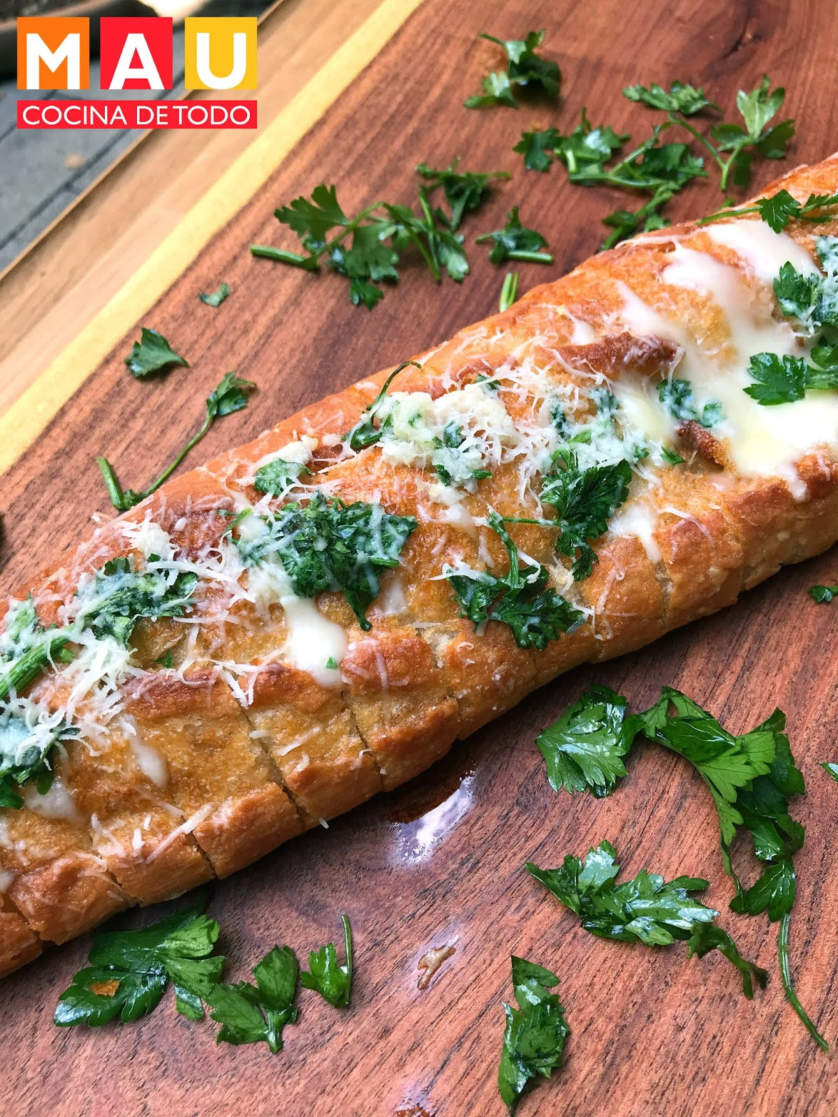 Pan de Ajo con Queso