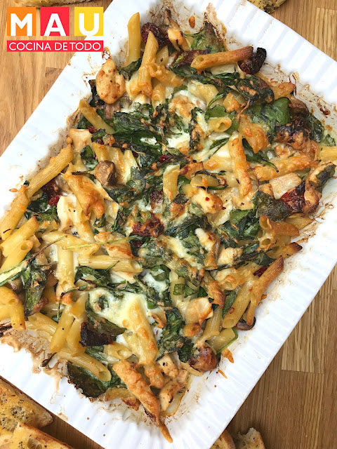 Pasta con Pollo, Espinacas y Tomate Deshidratado
