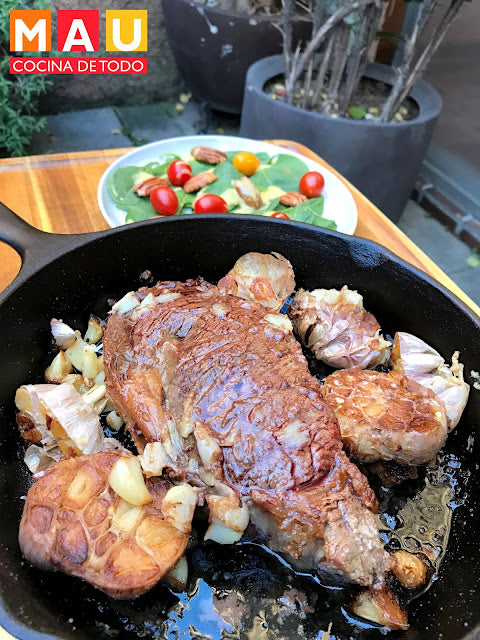 Ribeye con Ajo Rostizado