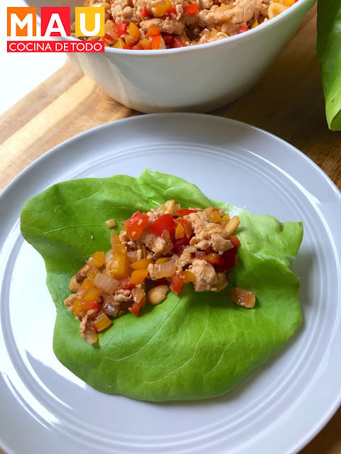 Tacos de Pollo Asiático en Hoja de Lechuga