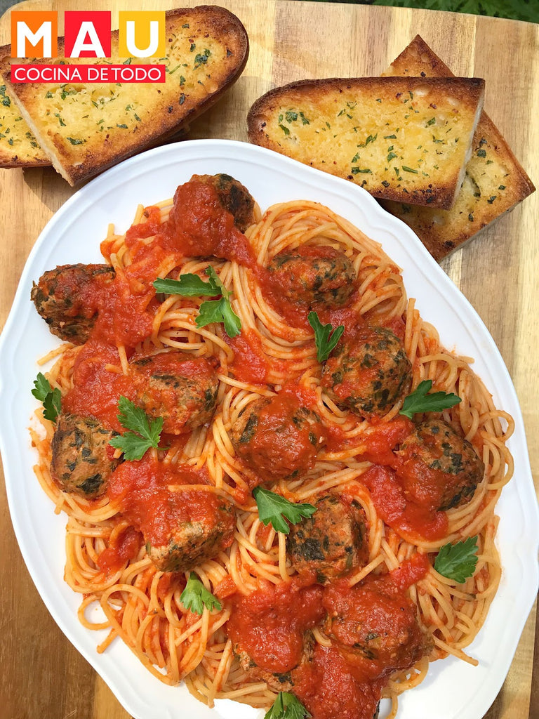 Albondigas con Espinacas en Salsa Marinara