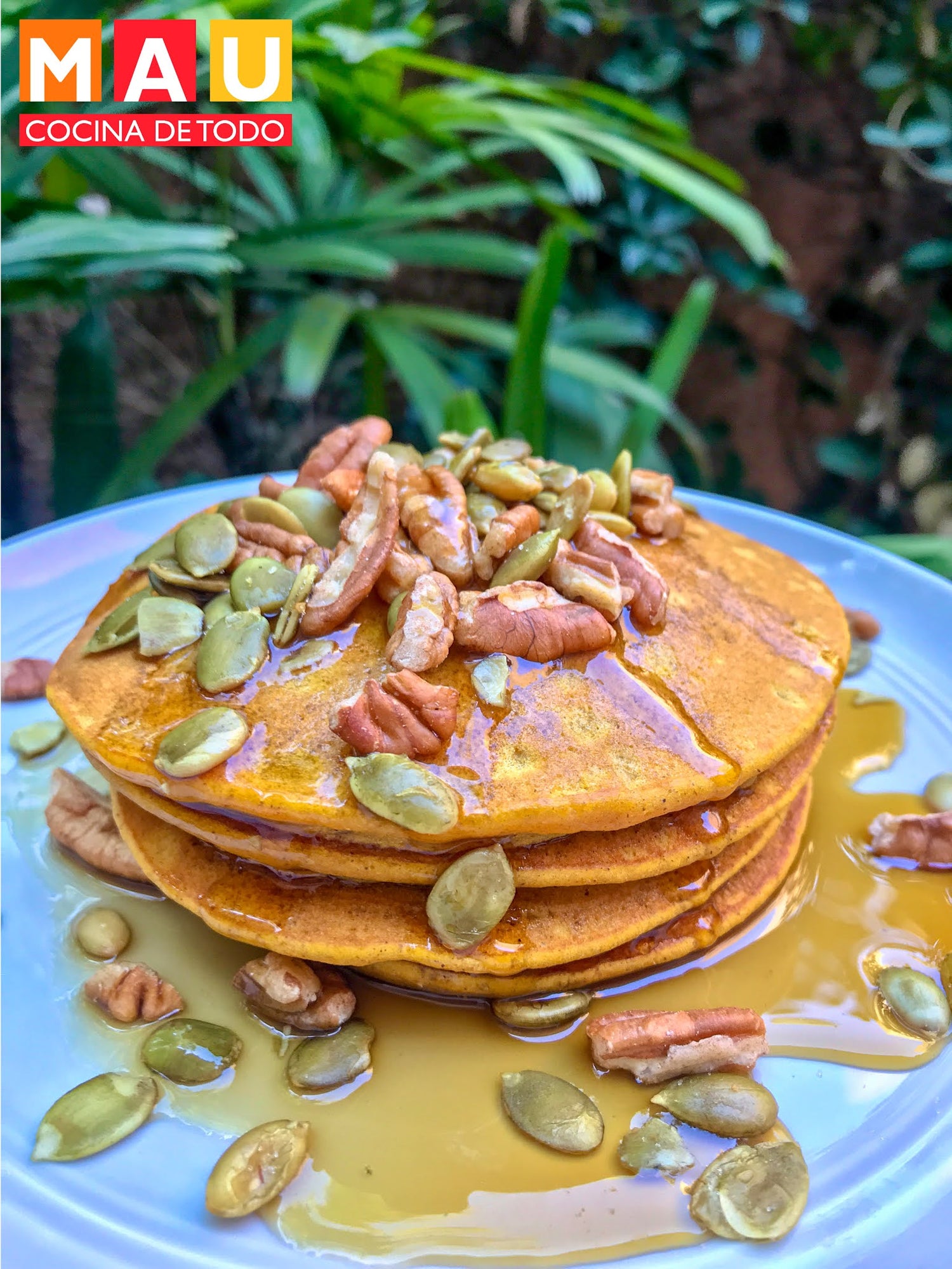 Hot Cakes de Calabaza (Pumpkin Pancakes)