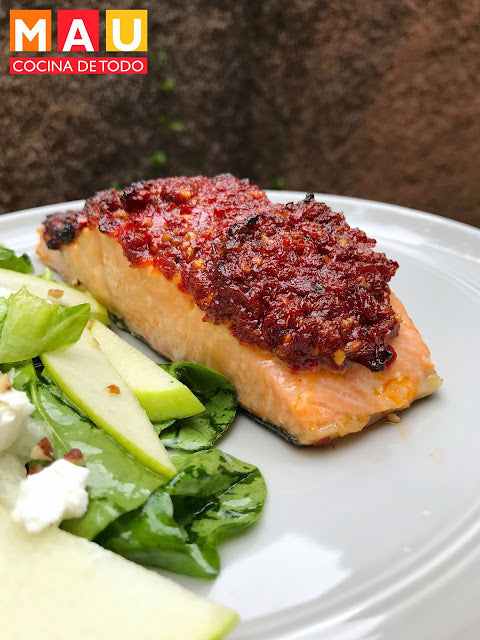 Salmón con Cubierta de Tomates Deshidratados